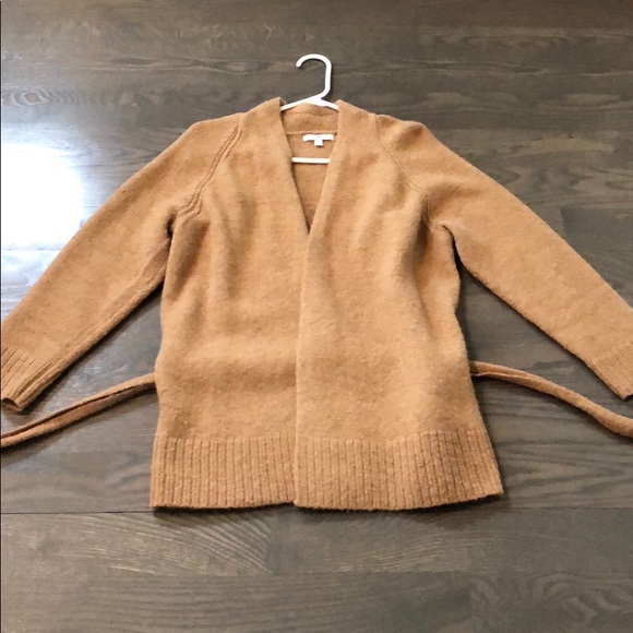 Perfect fall 3/4 sleeve sweater! - Picture 3 of 5